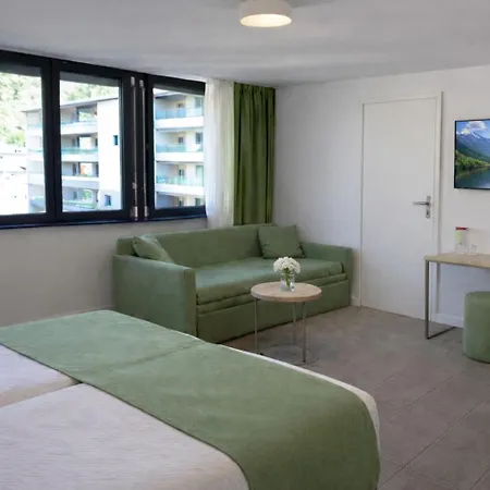 ホテル Nessi ロカルノ