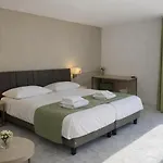 Отель Nessi